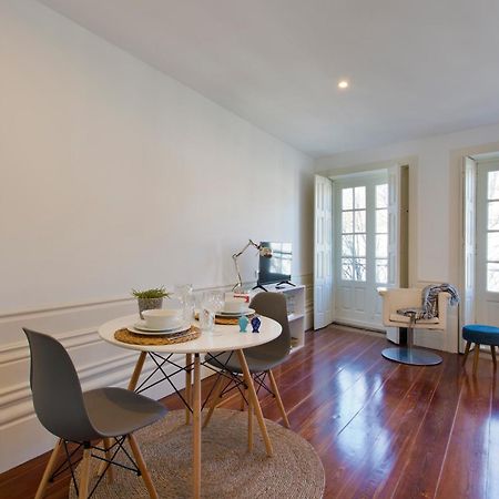 Fine Art Apartments City Center بورتو الغرفة الصورة