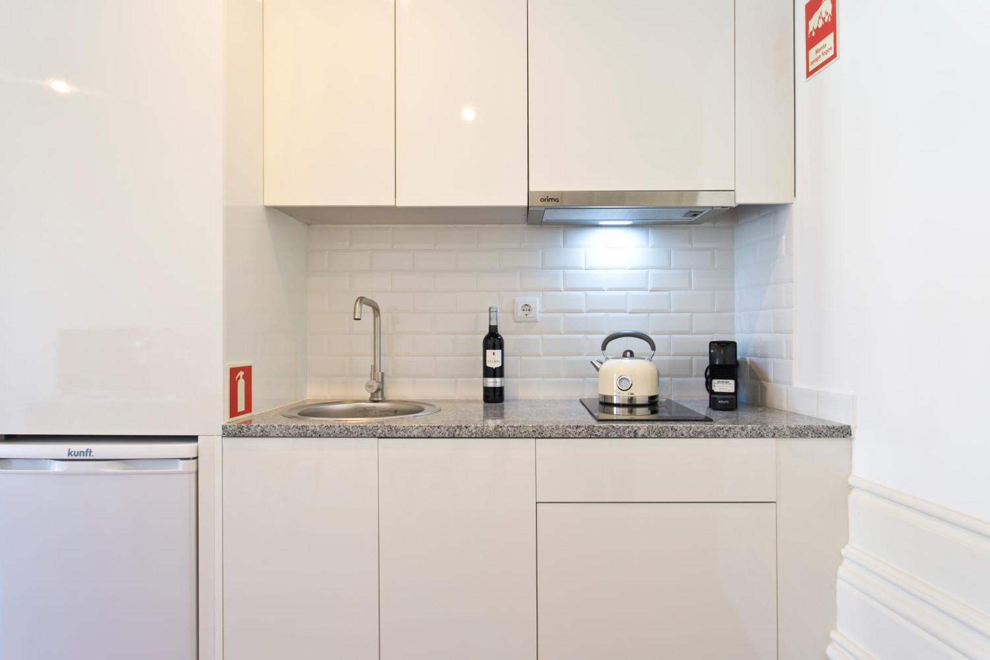 Fine Art Apartments City Center بورتو الغرفة الصورة