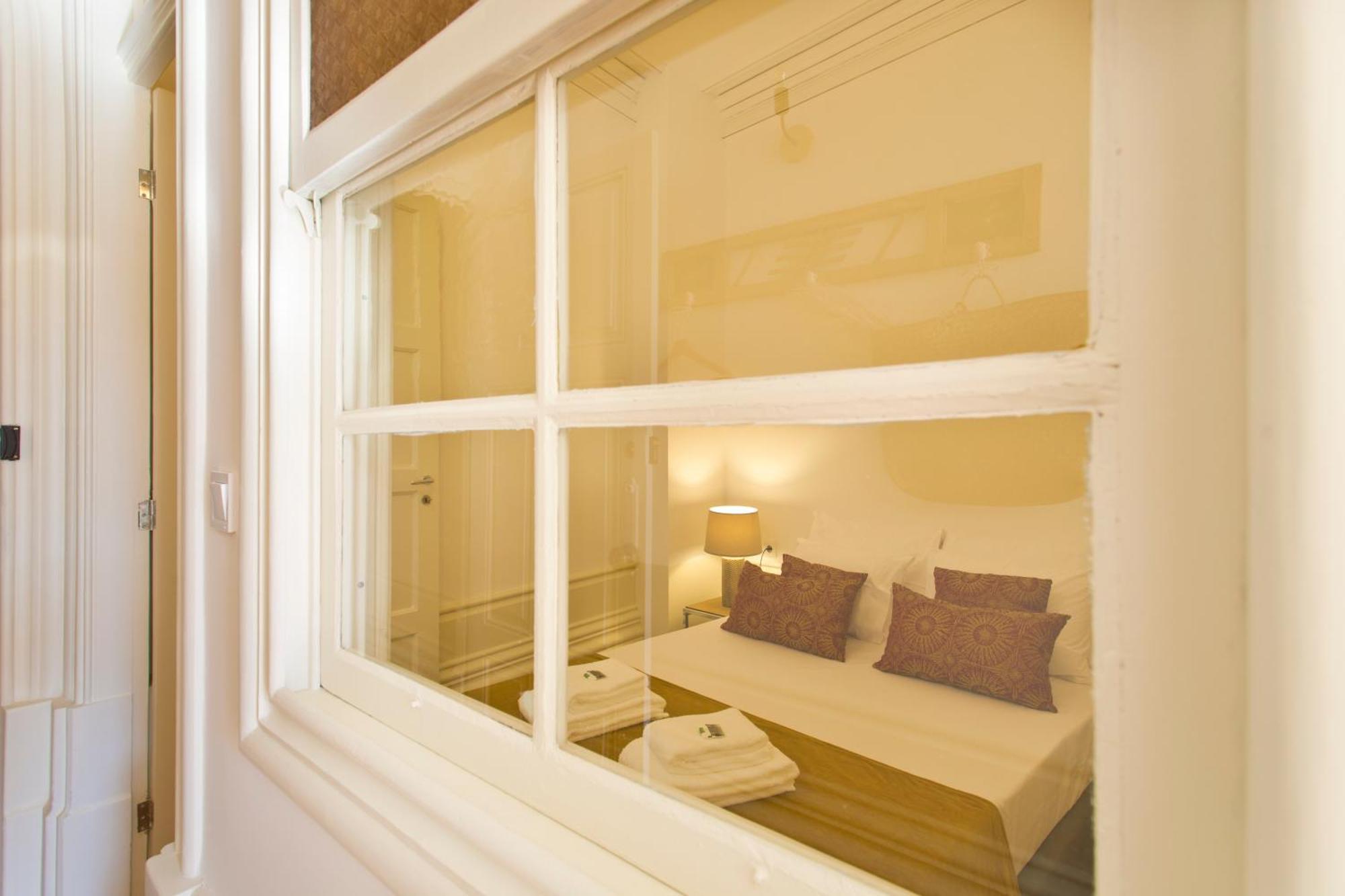 Fine Art Apartments City Center بورتو الغرفة الصورة