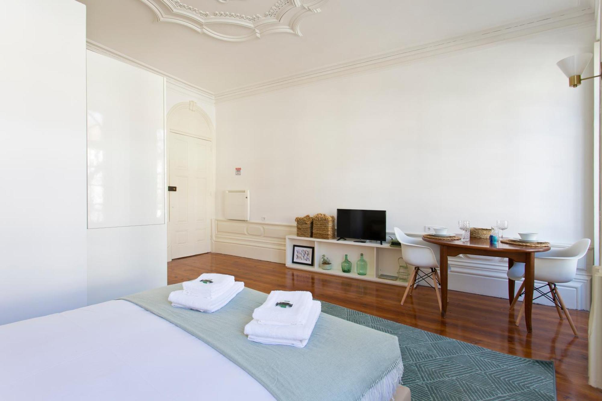 Fine Art Apartments City Center بورتو الغرفة الصورة