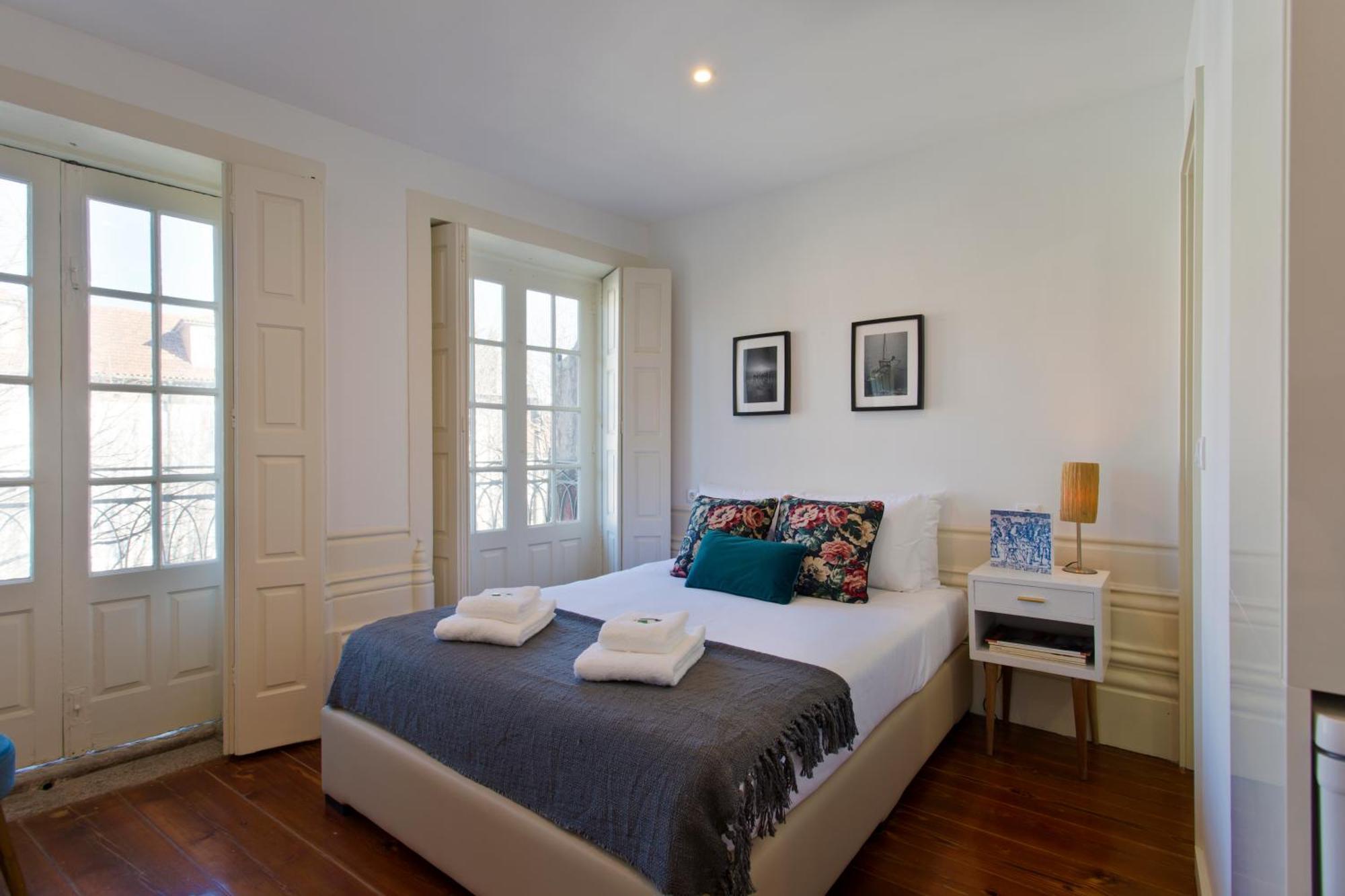 Fine Art Apartments City Center بورتو الغرفة الصورة